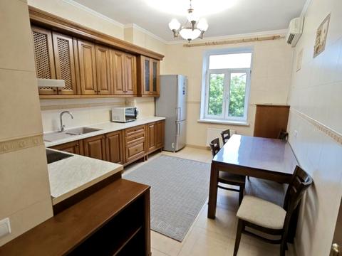 квартира за адресою Київ, Щекавицька вул., 30/39