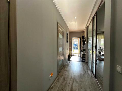 будинок за адресою Молодіжна вул.