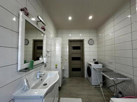 будинок за адресою Молодіжна вул.