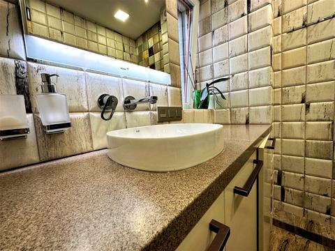 квартира за адресою Вацлава Гавела бульв. (Івана Лепсе), 6-В