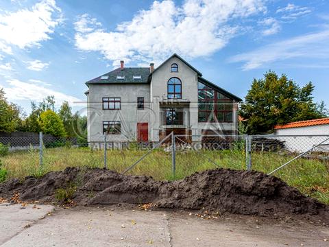 дом по адресу Плюти