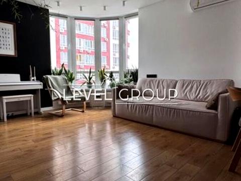 квартира за адресою Київ, Каховська вул., 62