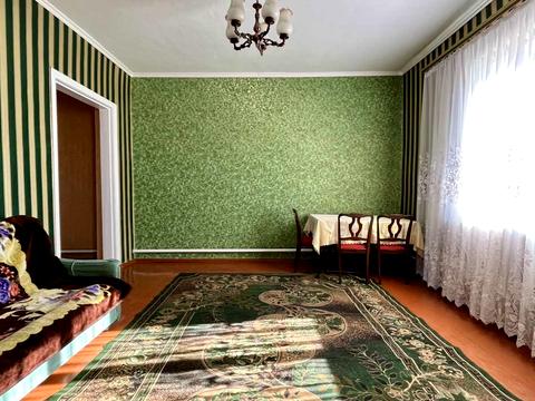 будинок за адресою Героїв Майдану