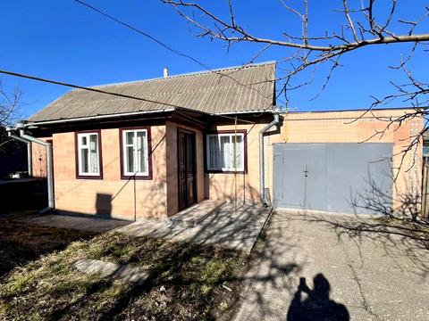 будинок за адресою Героїв Майдану