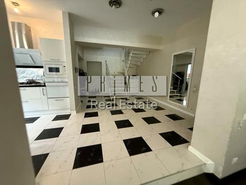 будинок за адресою Закрите містечко