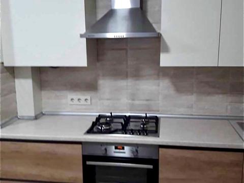 квартира за адресою Юнацька вул., 21