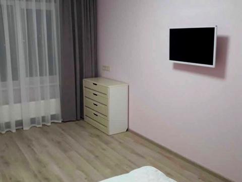 квартира за адресою Юнацька вул., 21