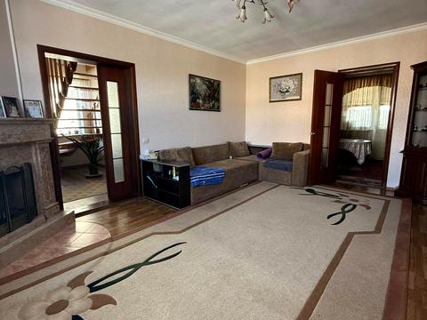 будинок за адресою Василя Лукашевича вул.