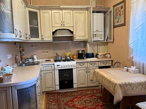 будинок за адресою Василя Лукашевича вул.