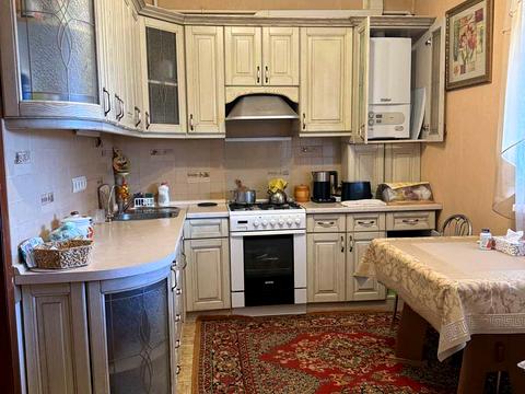 будинок за адресою Василя Лукашевича вул.