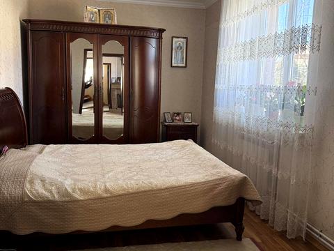 будинок за адресою Василя Лукашевича вул.