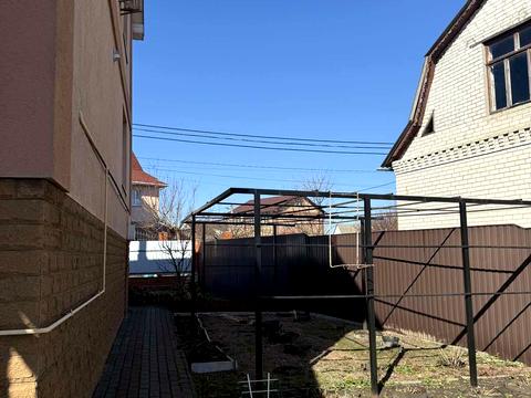 будинок за адресою Василя Лукашевича вул.