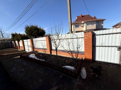 будинок за адресою Василя Лукашевича вул.