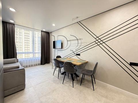 квартира за адресою Родини Крістерів вул., 14-Б