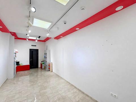 комерційна за адресою Ентузіастів вул., 11