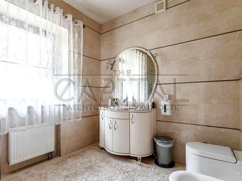 дом по адресу Броварський