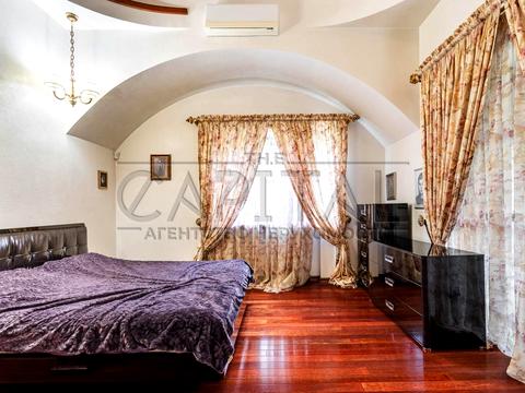 дом по адресу Броварський