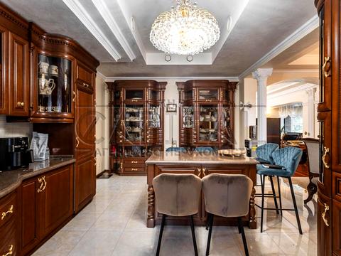 дом по адресу Броварський