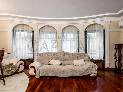 дом по адресу Броварський