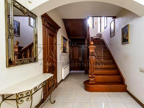 дом по адресу Броварський