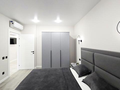 квартира за адресою Олександра Олеся вул., 5-А