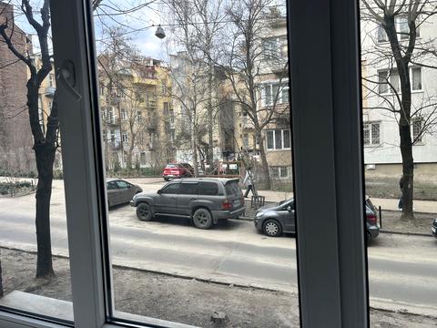 квартира за адресою Івана Богуна вул., 12