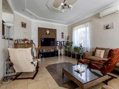 будинок за адресою Райдужна вул.