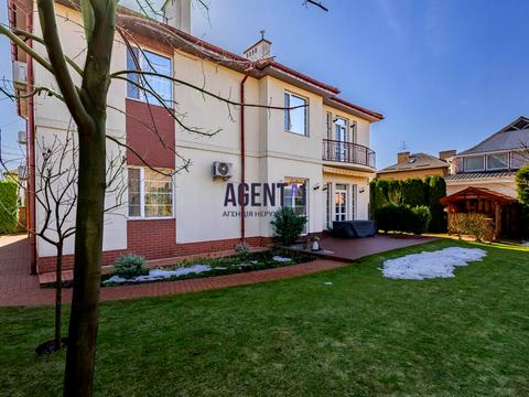 будинок за адресою Райдужна вул.