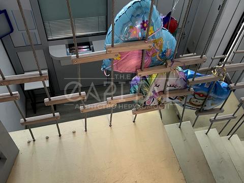 комерційна за адресою Андрія Верхогляда вул. (Михайла Драгомирова), 20