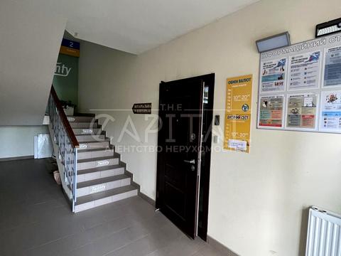 комерційна за адресою Андрія Верхогляда вул. (Михайла Драгомирова), 20