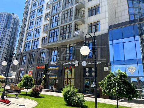 комерційна за адресою Андрія Верхогляда вул. (Михайла Драгомирова), 20