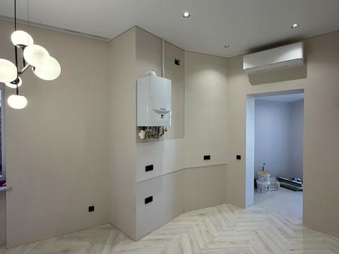 квартира за адресою Українська вул., 12