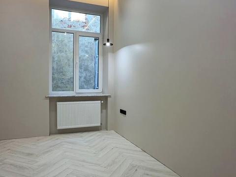 квартира за адресою Українська вул., 12