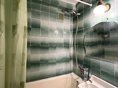 квартира за адресою Ореста Левицького вул. (Академіка Курчатова), 18