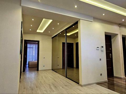 квартира по адресу Івана Кавалерідзе ул., 5