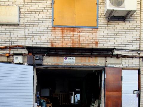 паркомісце за адресою Затишна вул., 7Б