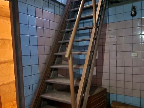 паркомісце за адресою Затишна вул., 7Б