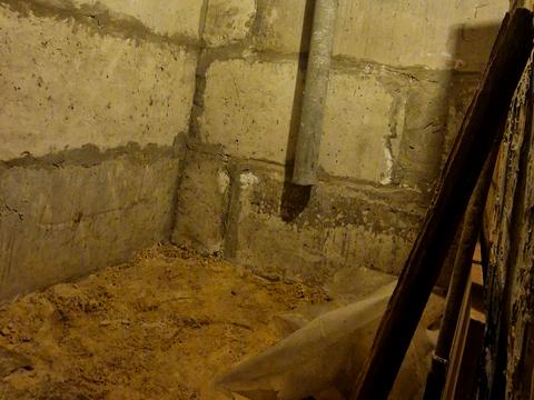 паркомісце за адресою Затишна вул., 7Б