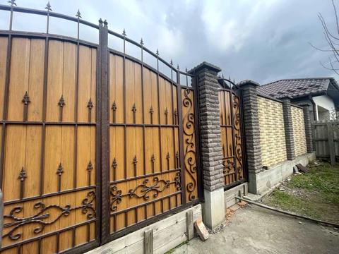 будинок за адресою 10 Лінія вул., 103-А