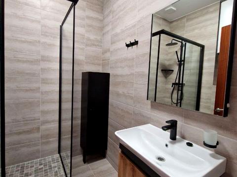 квартира по адресу Строителей ул., 30