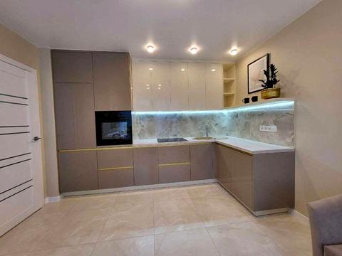 квартира за адресою Михайла Максимовича вул. (Онуфрія Трутенка), 32-Б