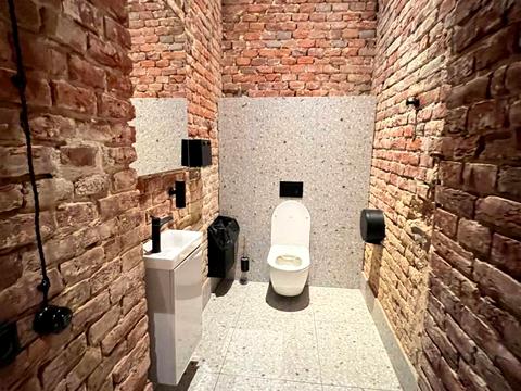 коммерческая по адресу Гетьмана Дорошенко ул. (Жовтневая), 37