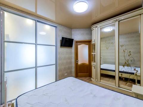 квартира за адресою Київ, Дмитра Луценка вул. (Крейсера "Аврора"), 12