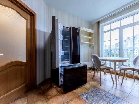 квартира за адресою Київ, Дмитра Луценка вул. (Крейсера "Аврора"), 12