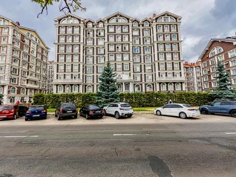 квартира за адресою Київ, Дмитра Луценка вул. (Крейсера "Аврора"), 12