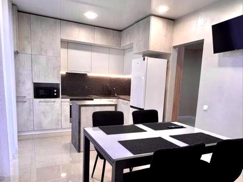 квартира за адресою Весняна вул., 4