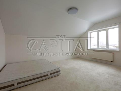 будинок за адресою с. Вишеньки, Зоряна