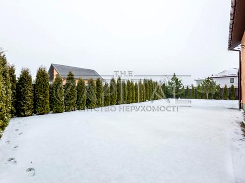 будинок за адресою с. Вишеньки, Зоряна