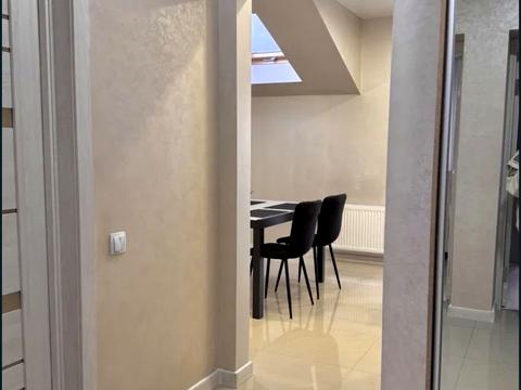 квартира за адресою Весняна вул., 12