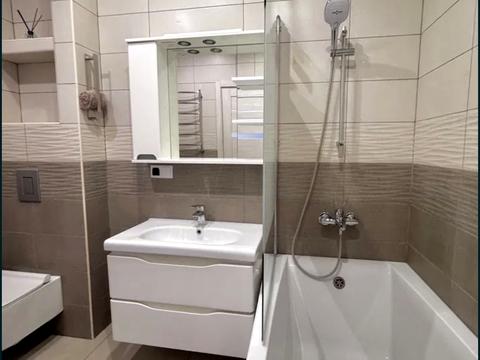 квартира за адресою Весняна вул., 12